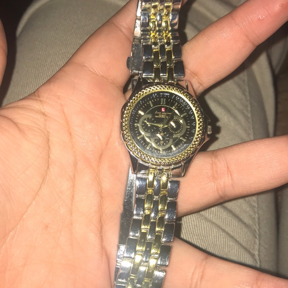 Luis Cardini Watch